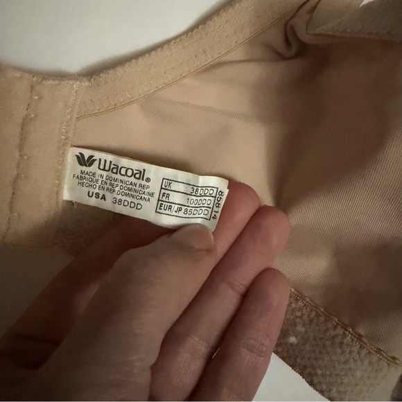 Wacoal Bodysuede Ultra Seamless Underwire Bra - 38DDD - Beige Nude - Picture 9 of 10